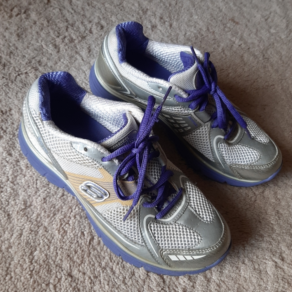 Skecher Shoes